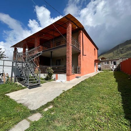 Отель Wander Kazbegi Экстерьер фото
